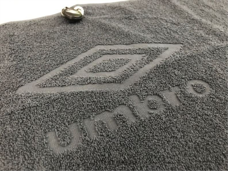 toalla de gimnasio inteligente hombres accesorios 64RRH282 Umbro gris oscuro