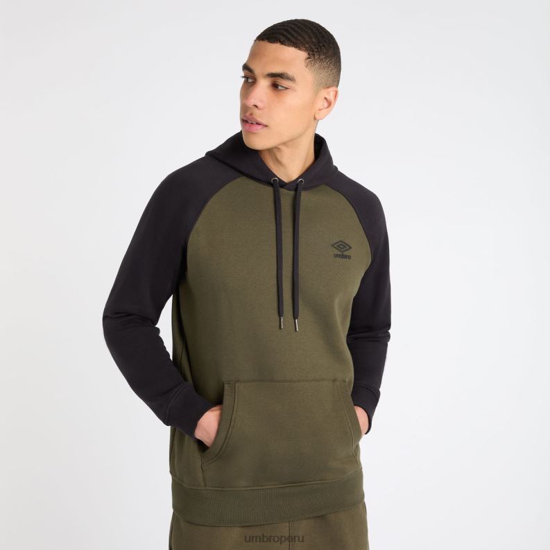 capucha raglán central hombres ropa 64RRH121 Umbro noche del bosque/negro